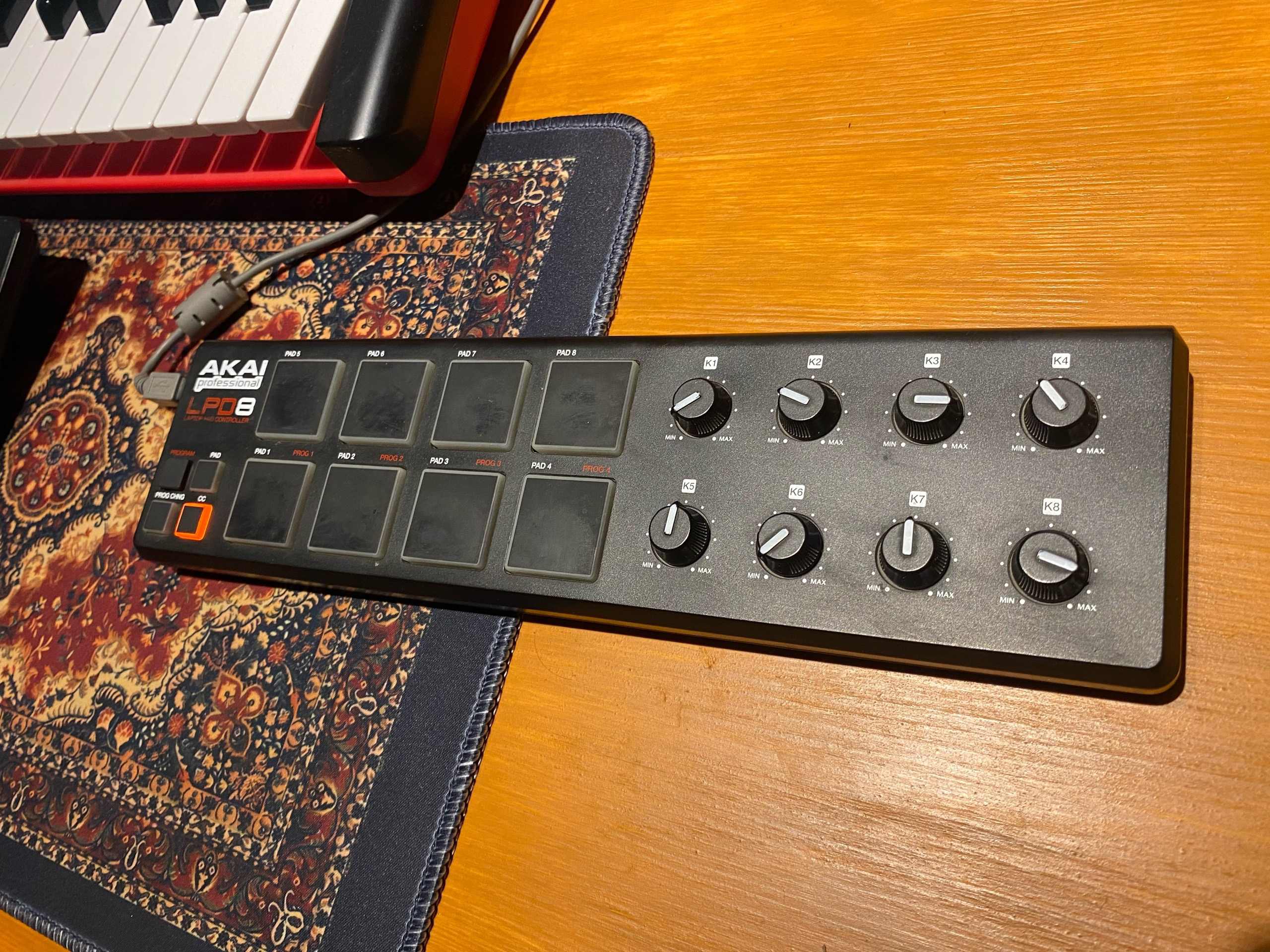 AKAI LPD8